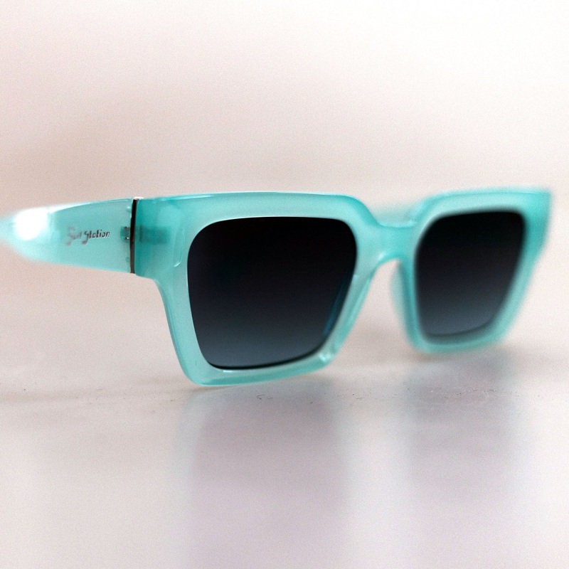 Surf Station Copacabana  Women’s Polarized Sunglasses – Blue