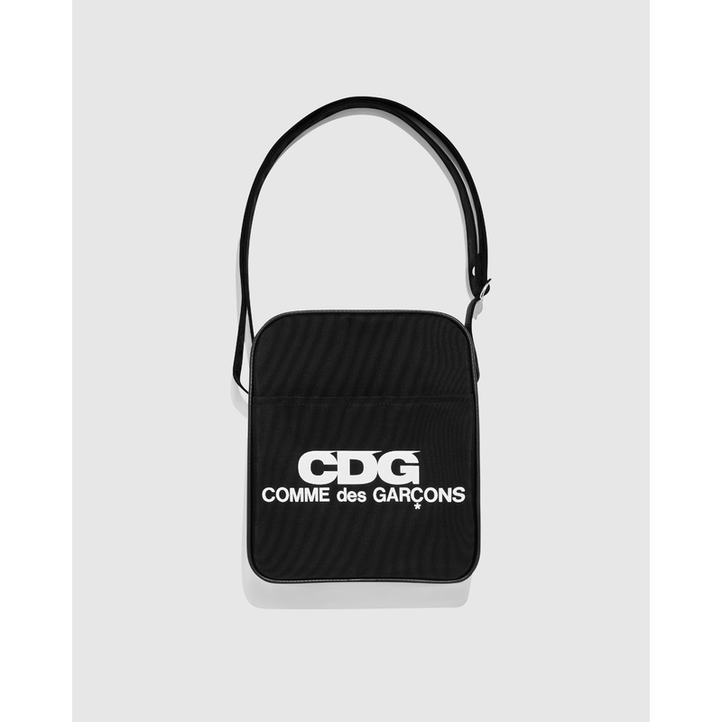 CDG – Logo Shoulder Bag – (Black)
